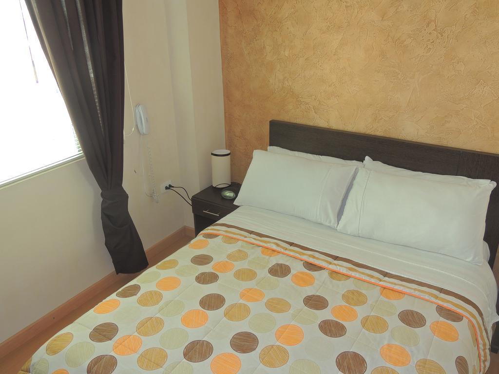 Titan Hotel & Spa Bogotá Zimmer foto